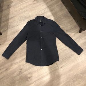 H&M Men’s collard button down shirt